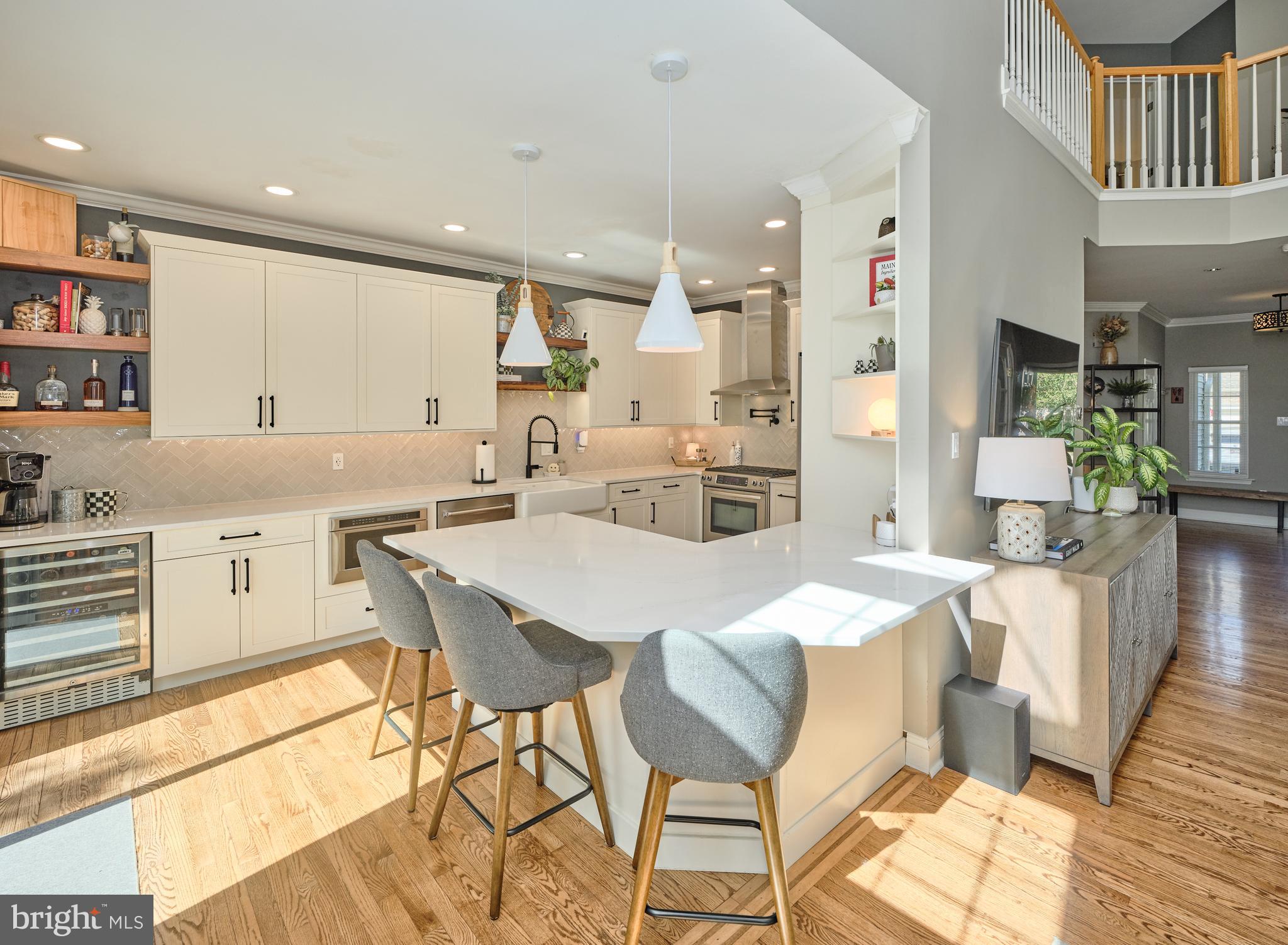 266 DEERFIELD COURT