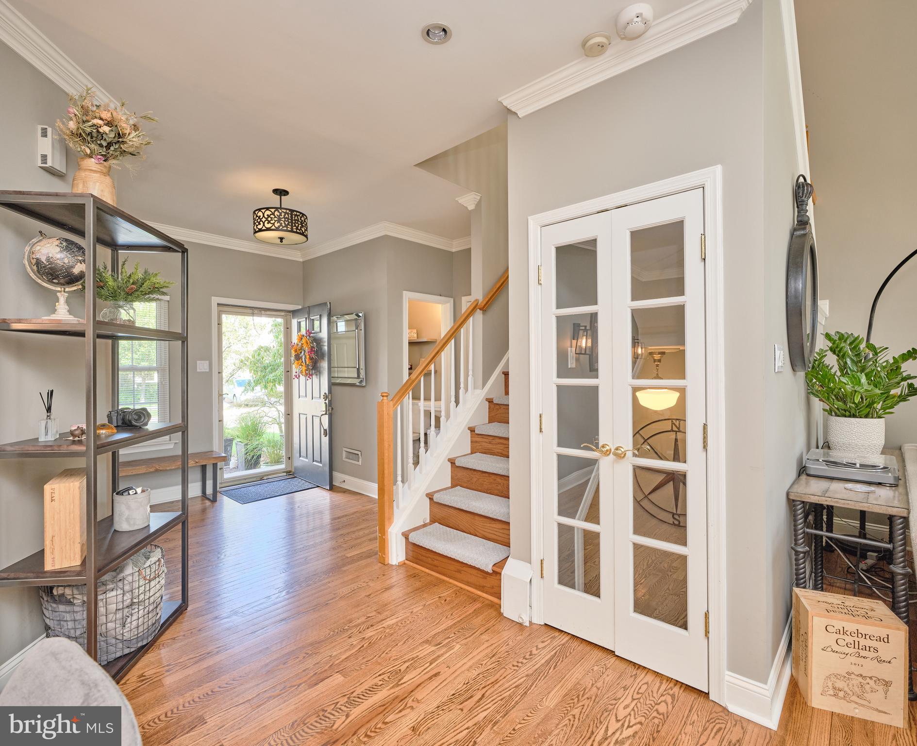 266 DEERFIELD COURT
