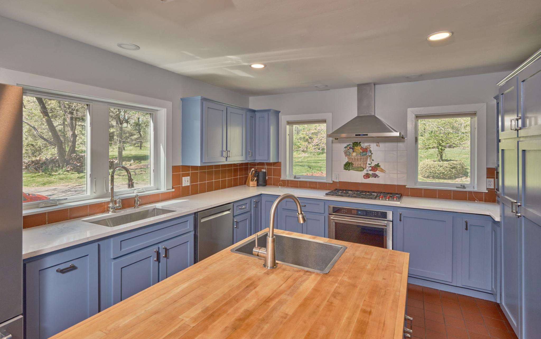 6990 PHILLIPS MILL ROAD