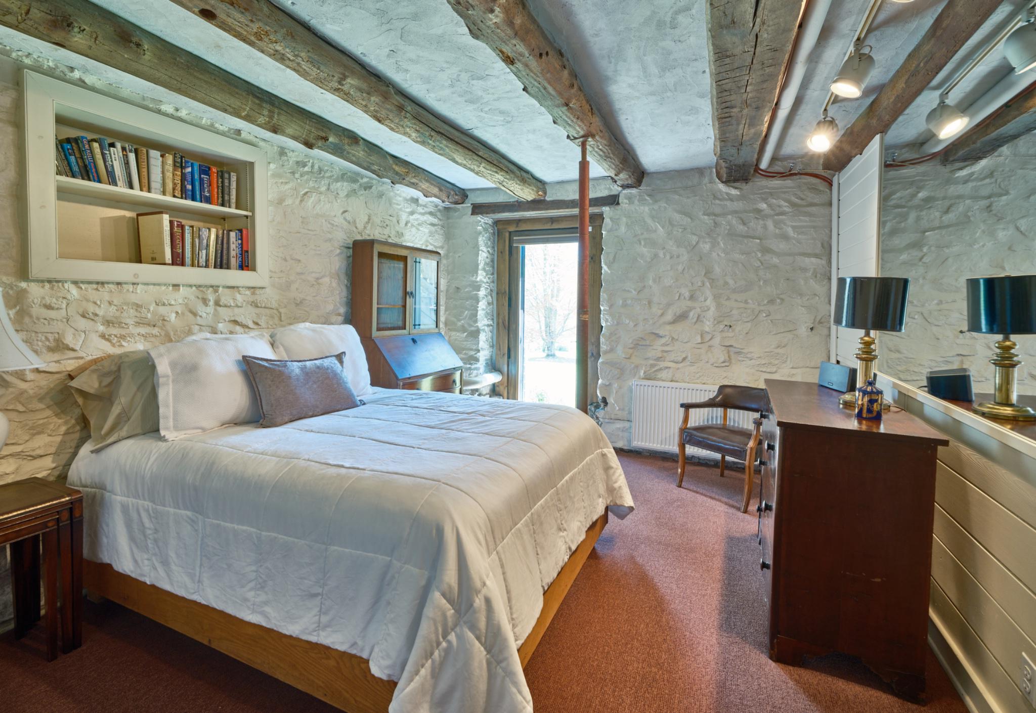 6990 PHILLIPS MILL ROAD