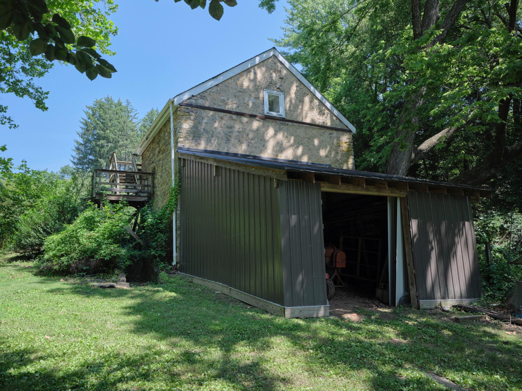 6990 PHILLIPS MILL ROAD