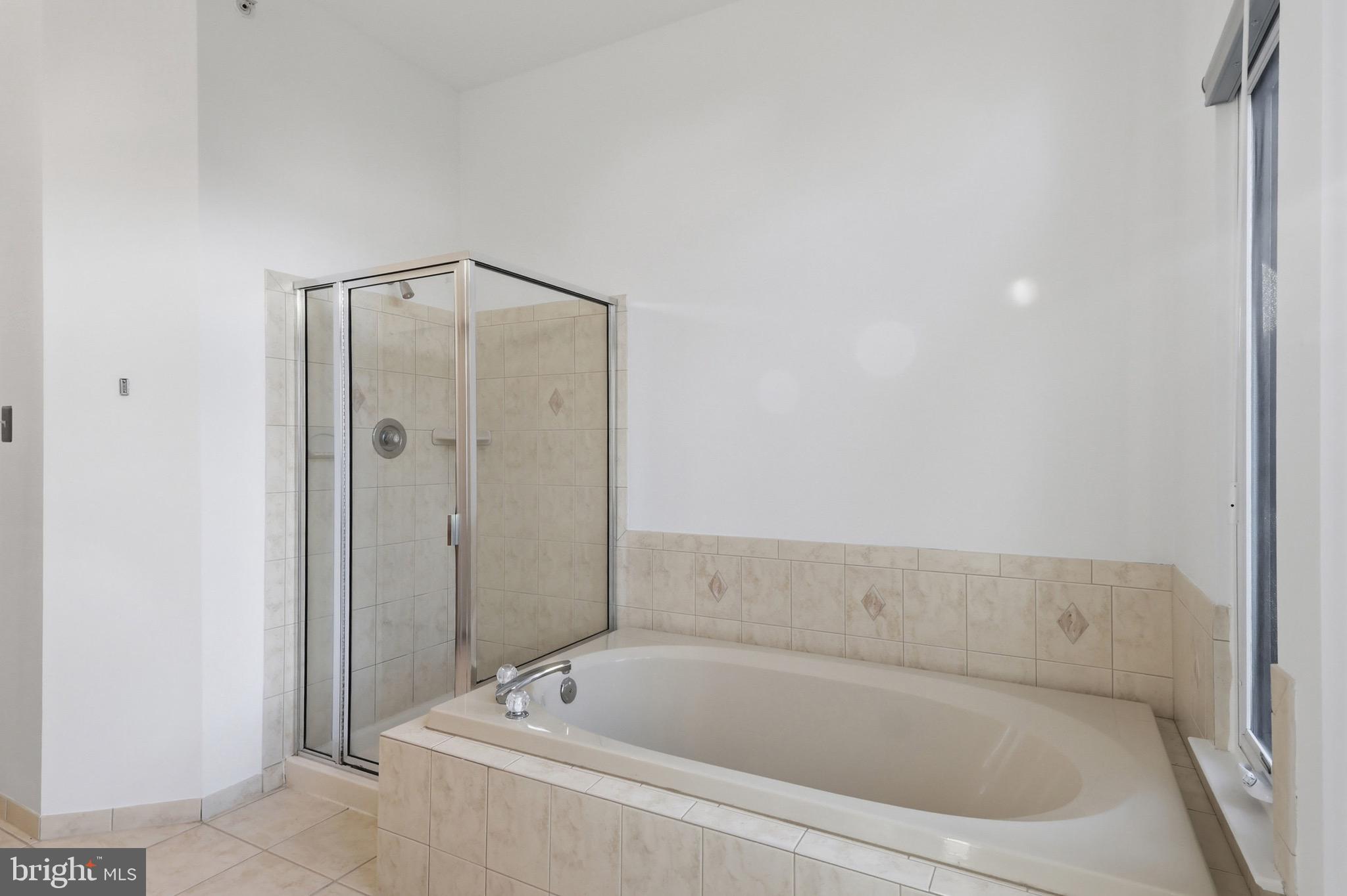 1035 HICKORY RIDGE DRIVE