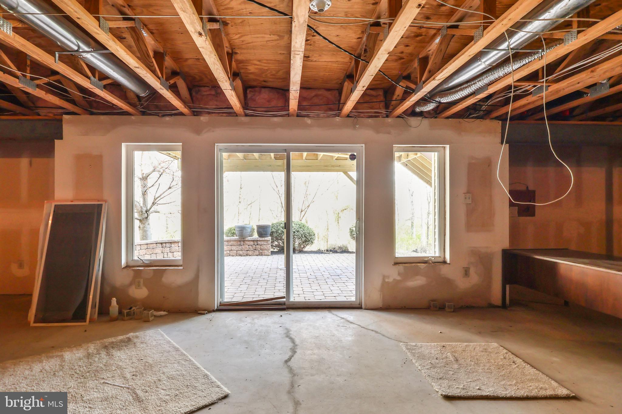 1035 HICKORY RIDGE DRIVE