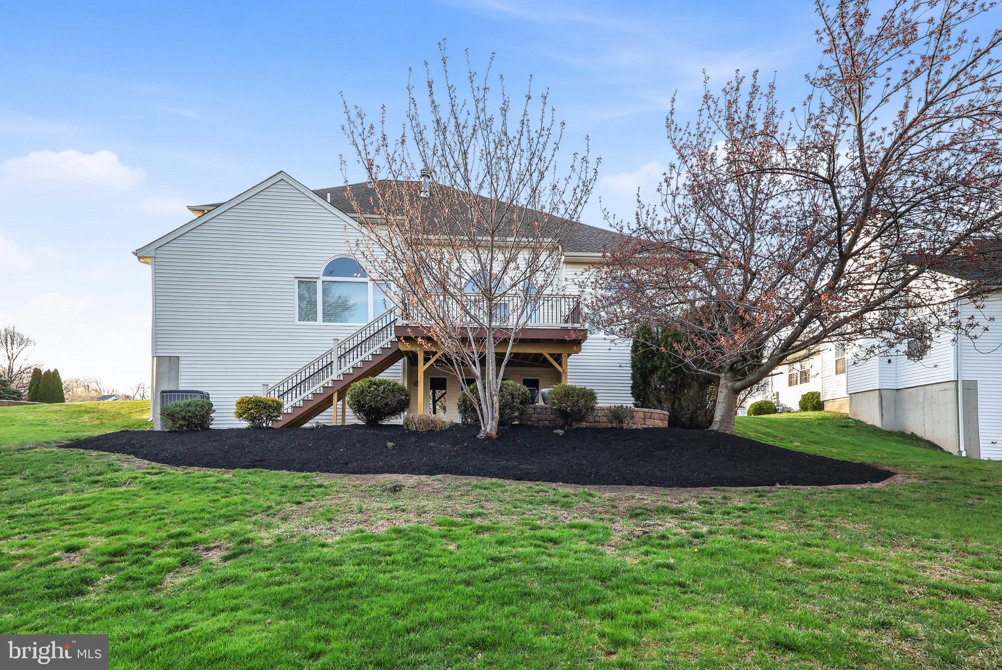 1035 HICKORY RIDGE DRIVE