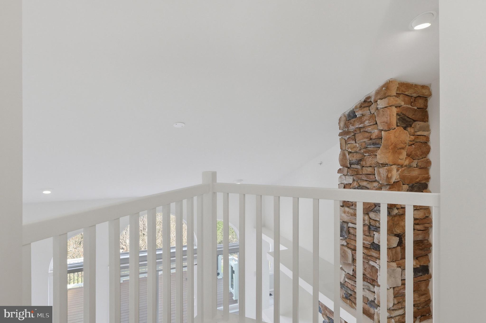 1035 HICKORY RIDGE DRIVE