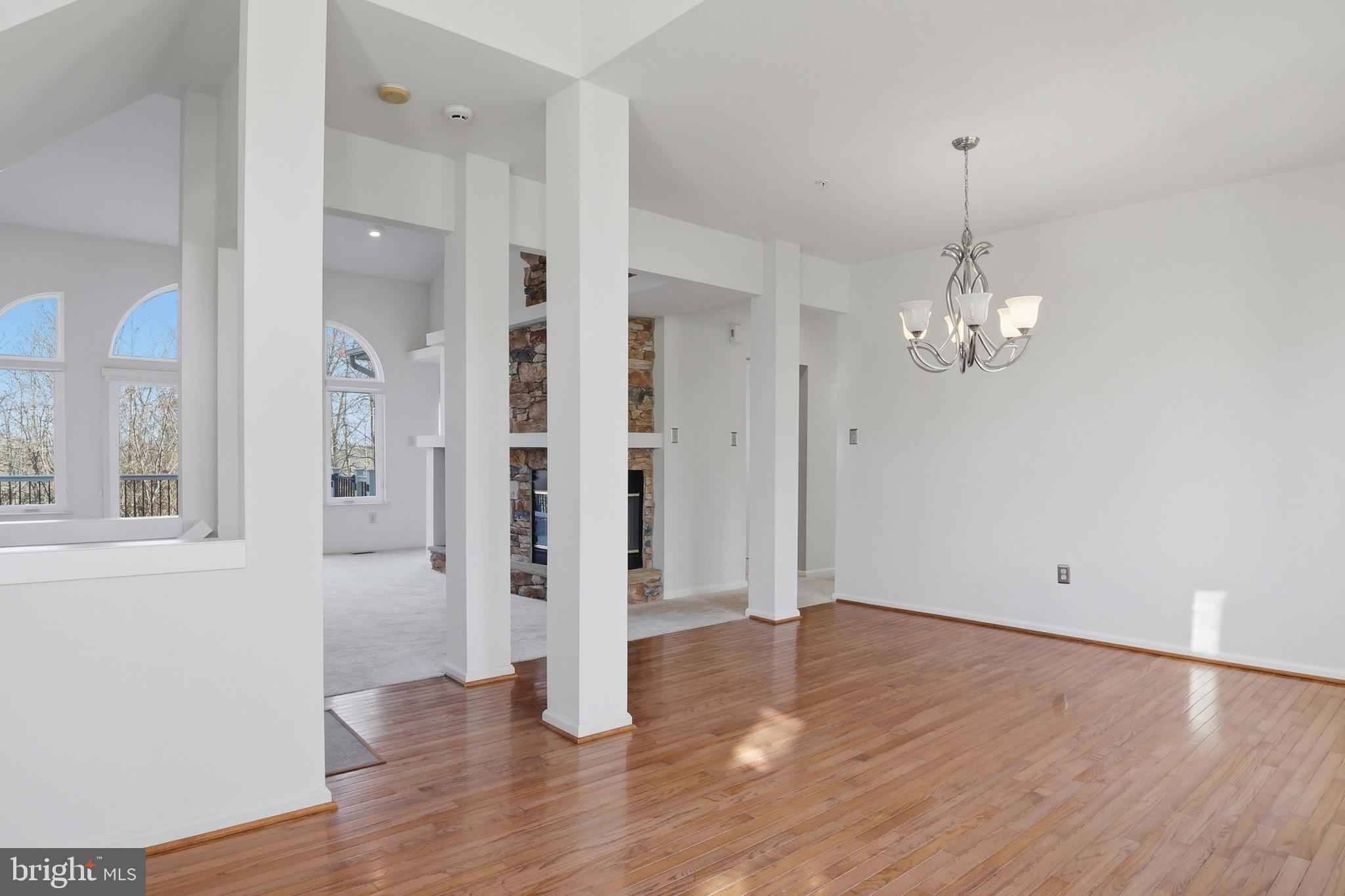 1035 HICKORY RIDGE DRIVE