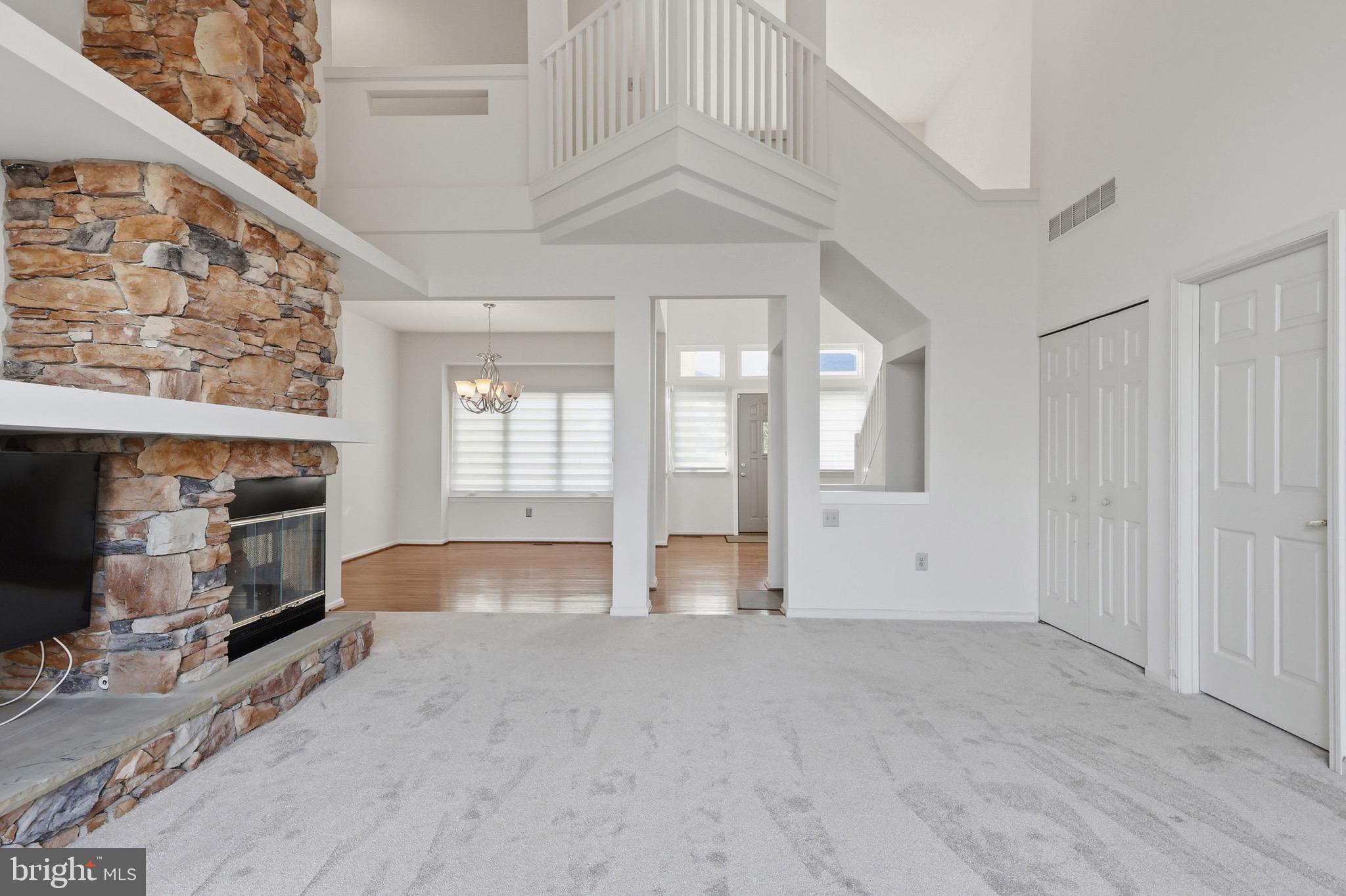 1035 HICKORY RIDGE DRIVE