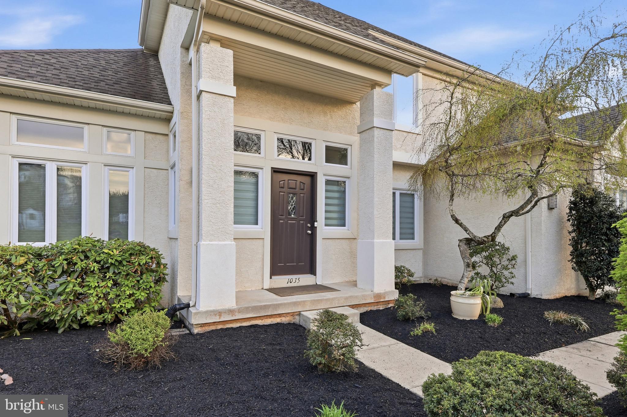 1035 HICKORY RIDGE DRIVE