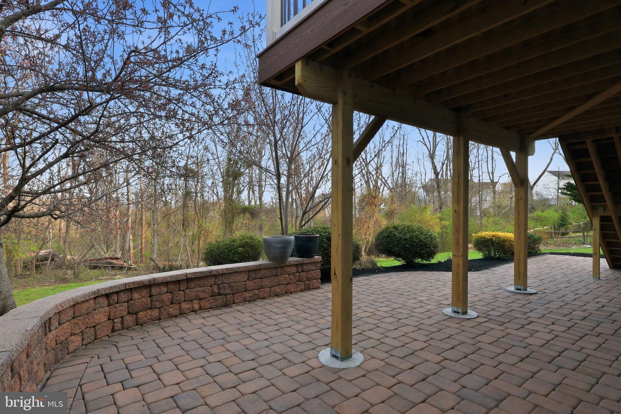 1035 HICKORY RIDGE DRIVE