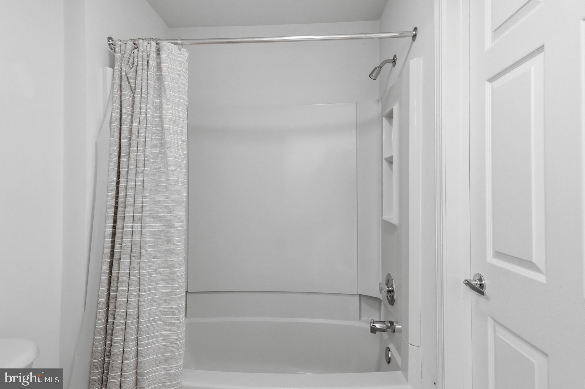 1035 HICKORY RIDGE DRIVE