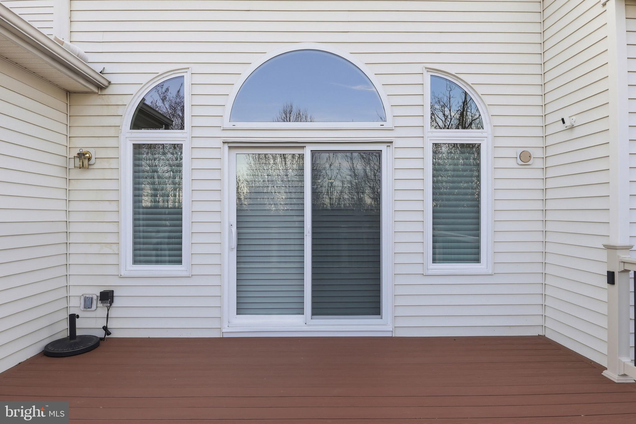 1035 HICKORY RIDGE DRIVE