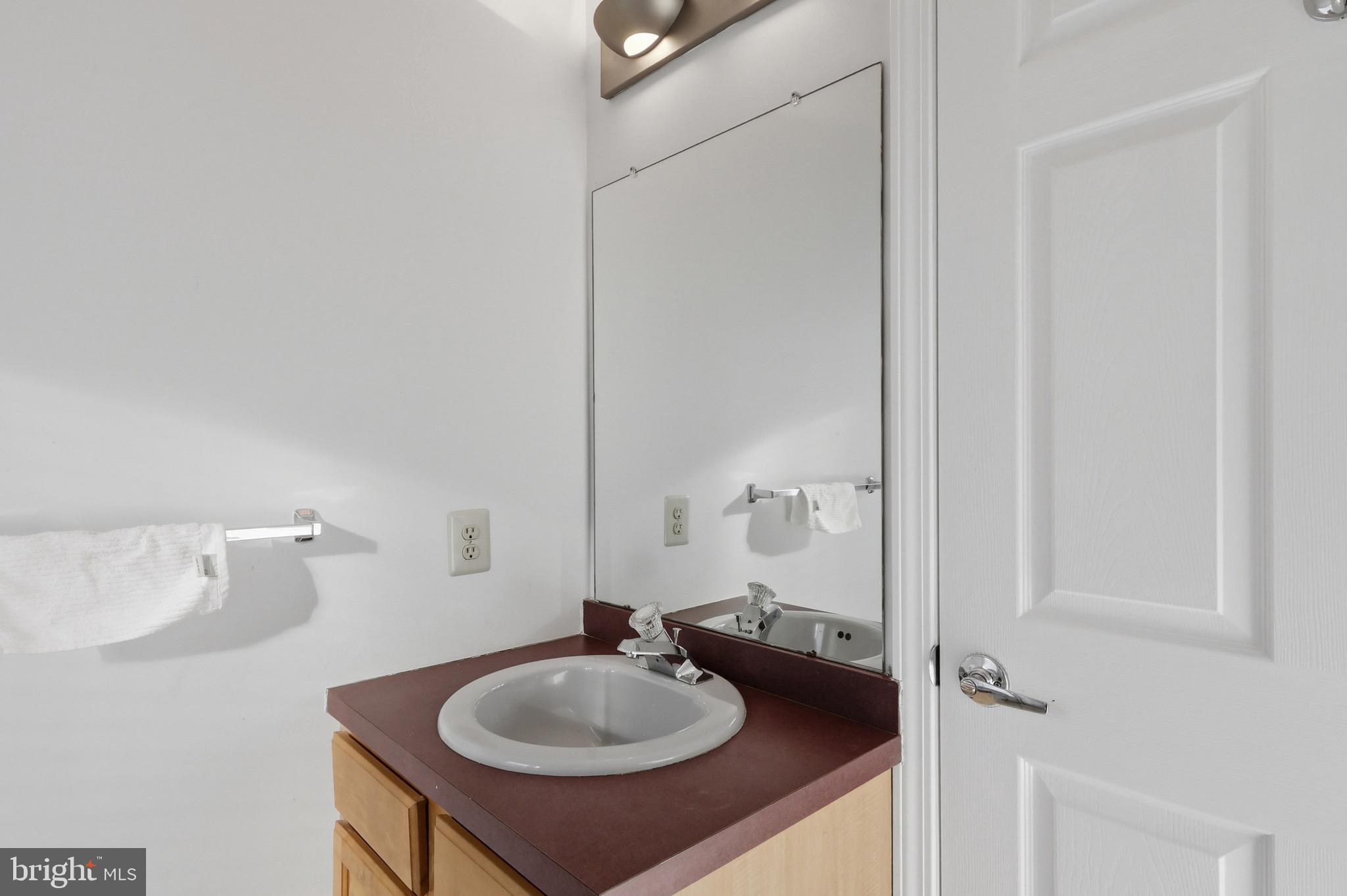 1035 HICKORY RIDGE DRIVE