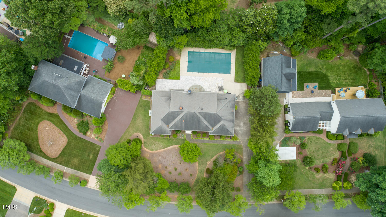 6832 Greystone Drive