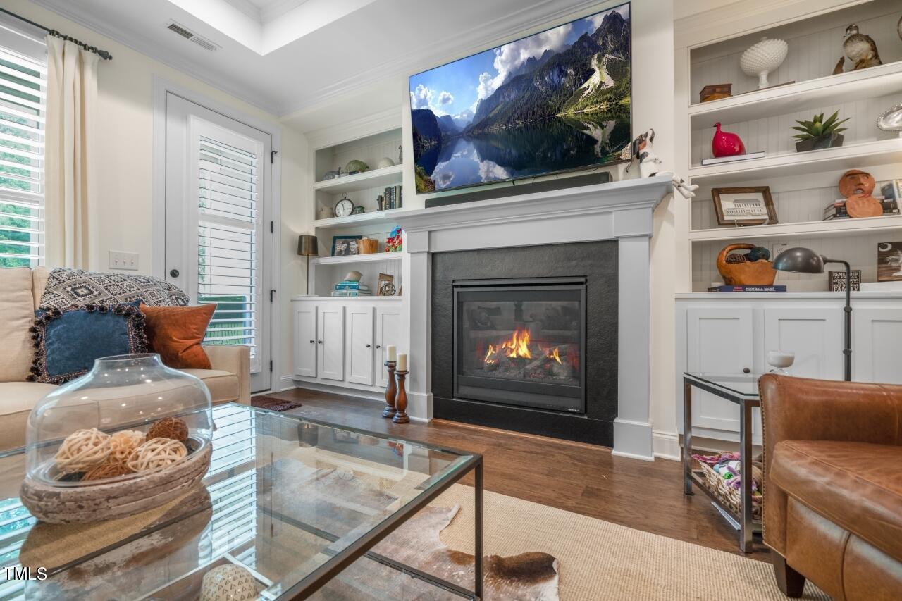 141 Glenpark Pl Place