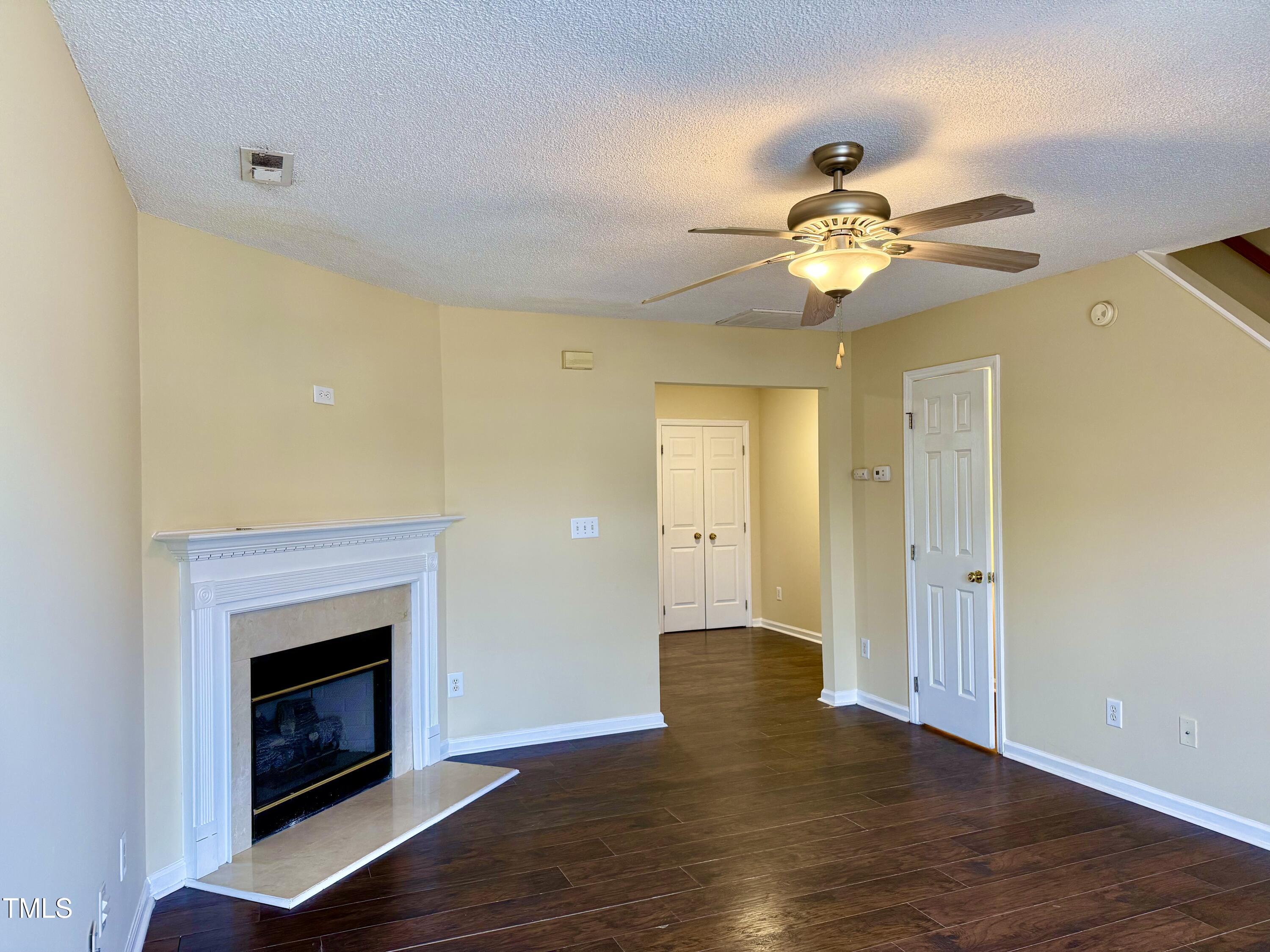 2125 Ventana Lane