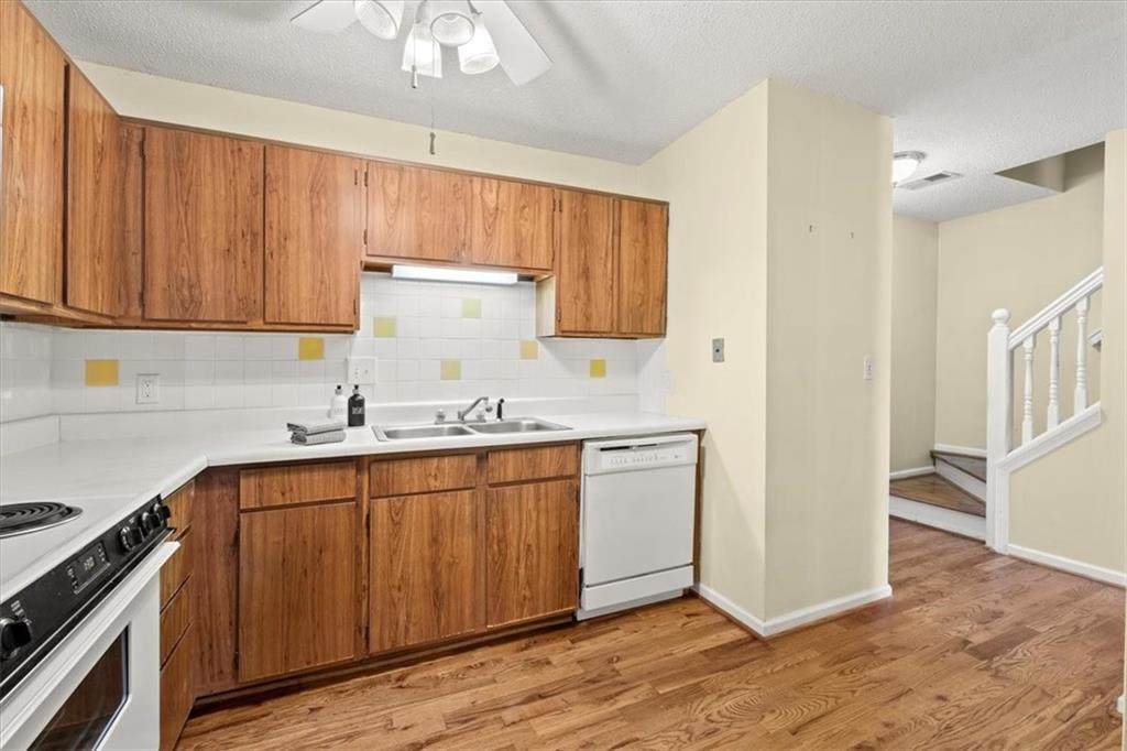 5008 Gardenia Circle