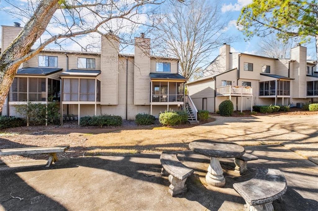 5008 Gardenia Circle