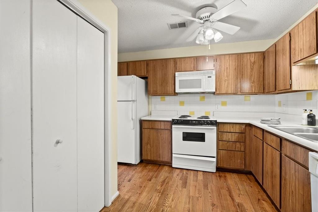 5008 Gardenia Circle