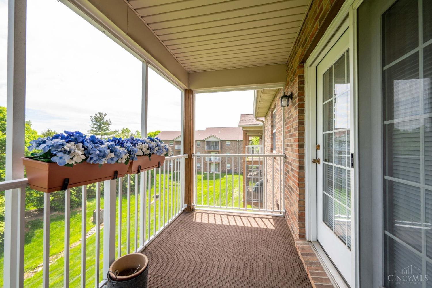 5696 Bridgetown Rd 13