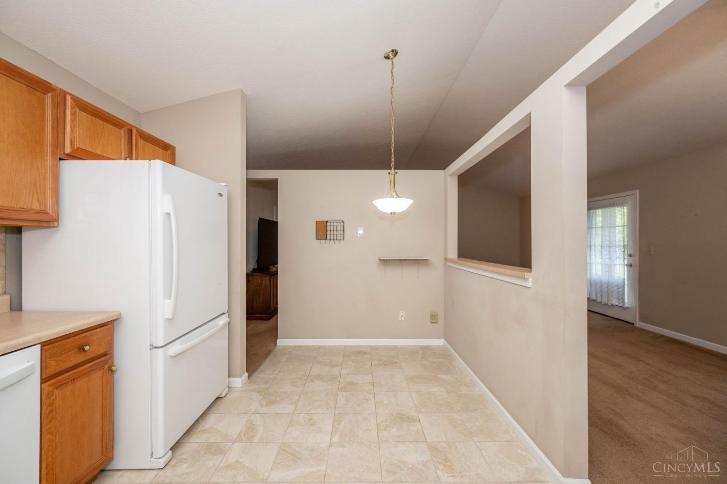 5696 Bridgetown Rd 13