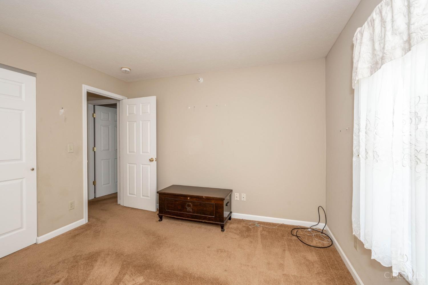 5696 Bridgetown Rd 13