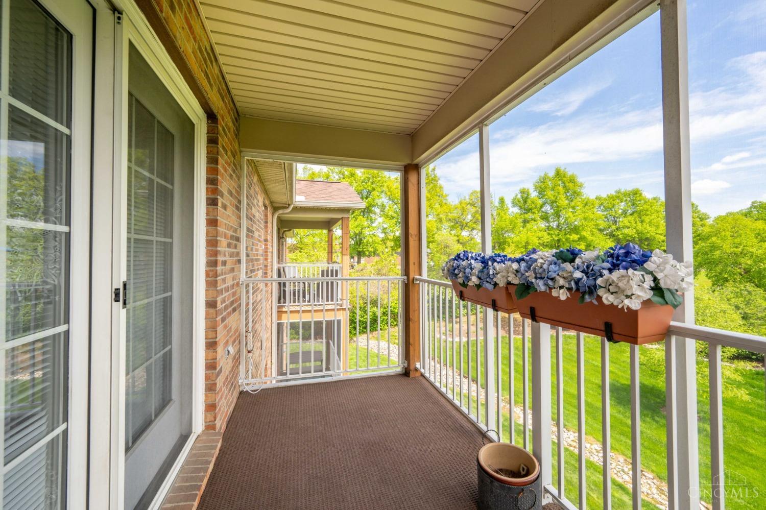 5696 Bridgetown Rd 13