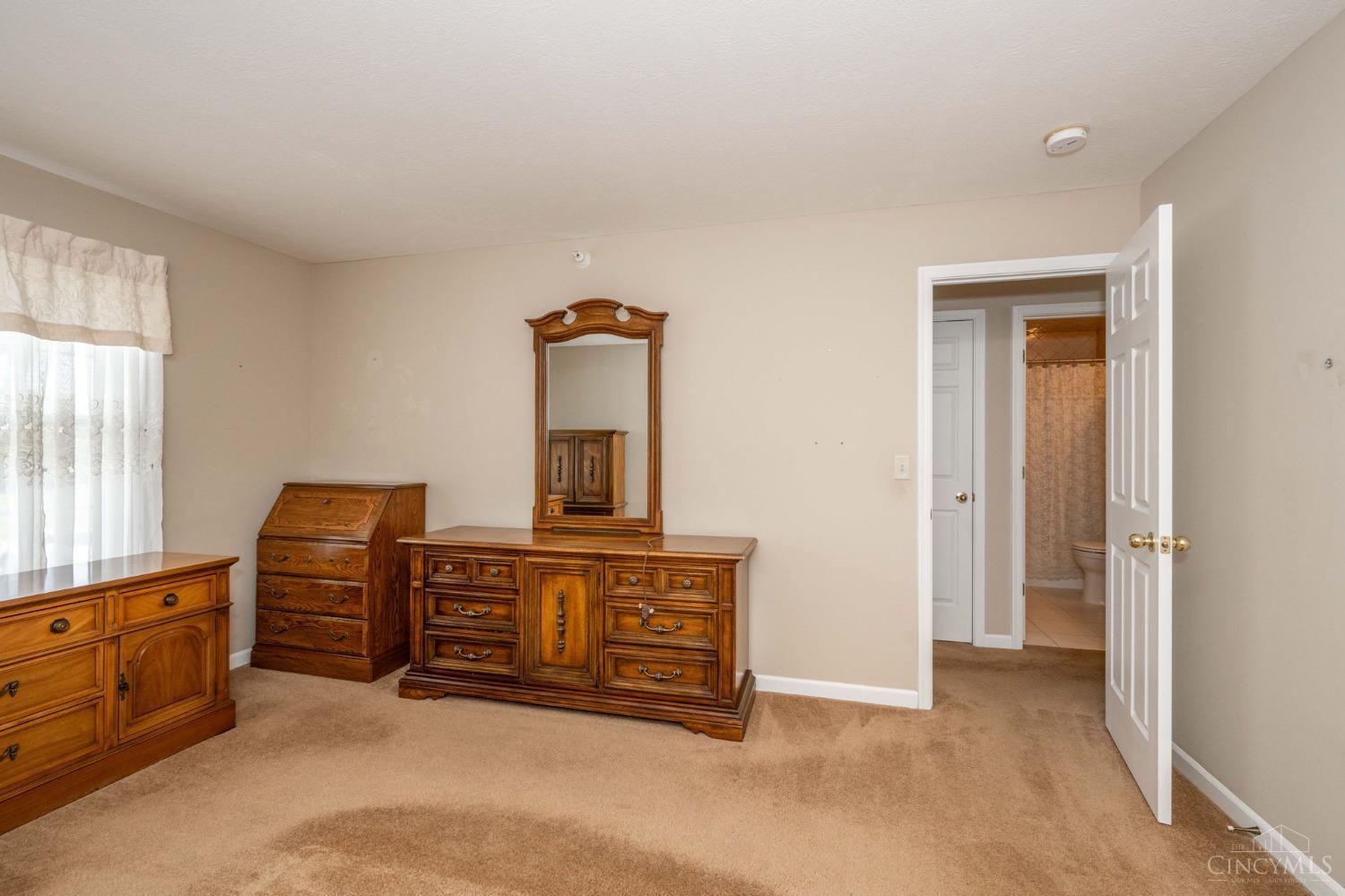 5696 Bridgetown Rd 13