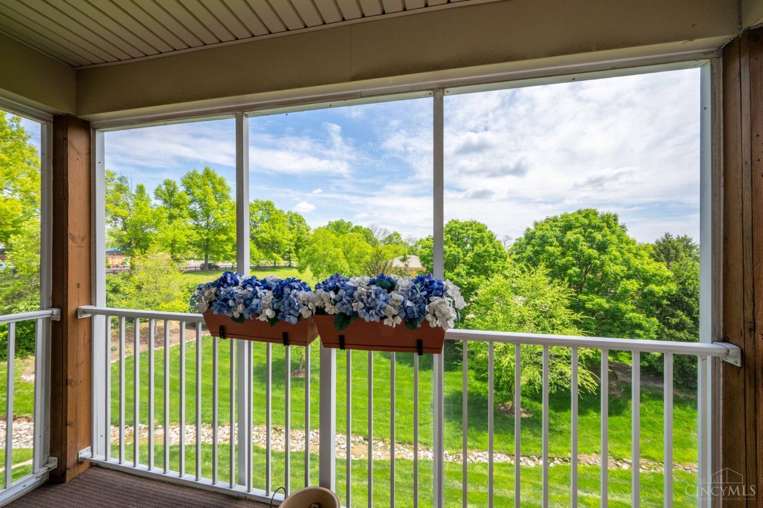 5696 Bridgetown Rd 13