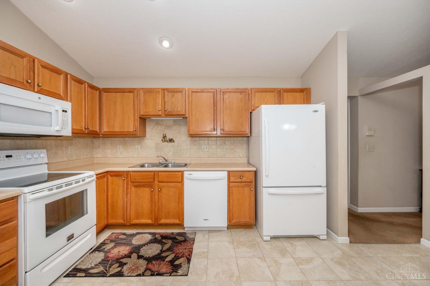 5696 Bridgetown Rd 13