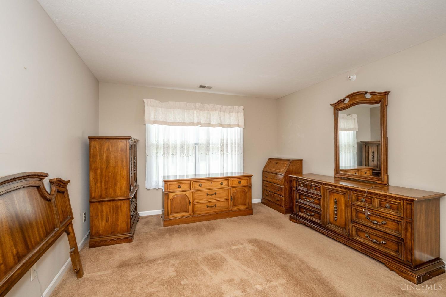 5696 Bridgetown Rd 13