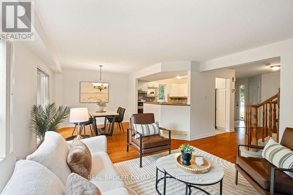 2 SHERRING CRESCENT