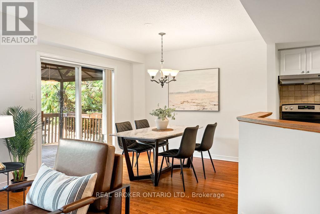 2 SHERRING CRESCENT