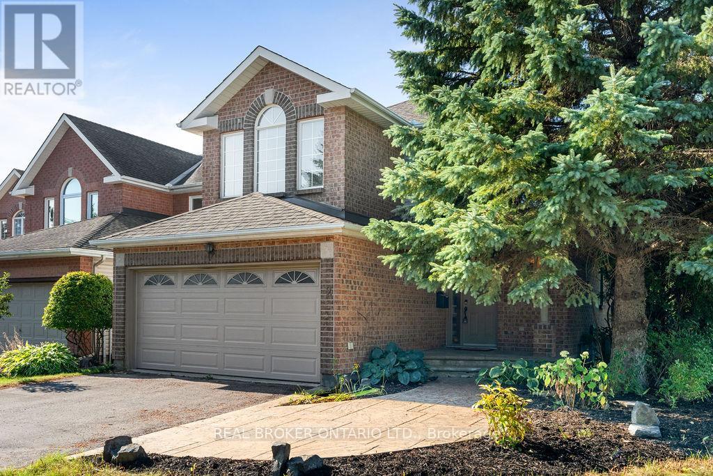 2 SHERRING CRESCENT
