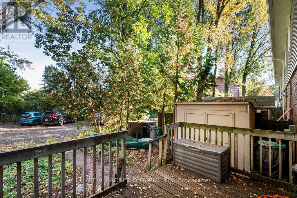3 - 20 KEMPSTER AVENUE