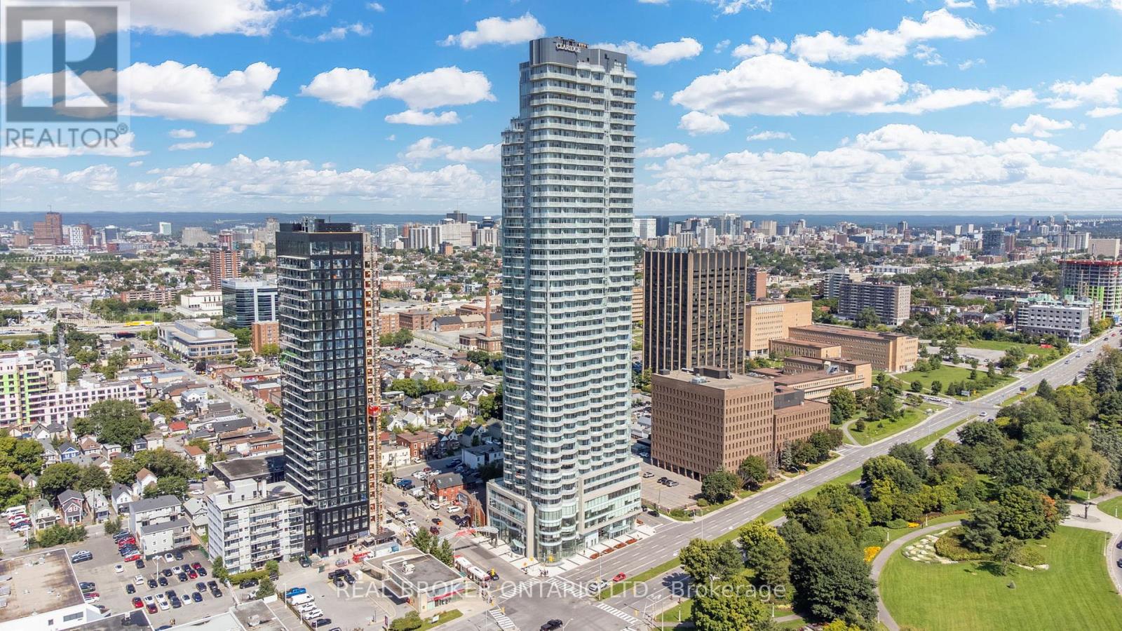 802 - 805 CARLING AVENUE