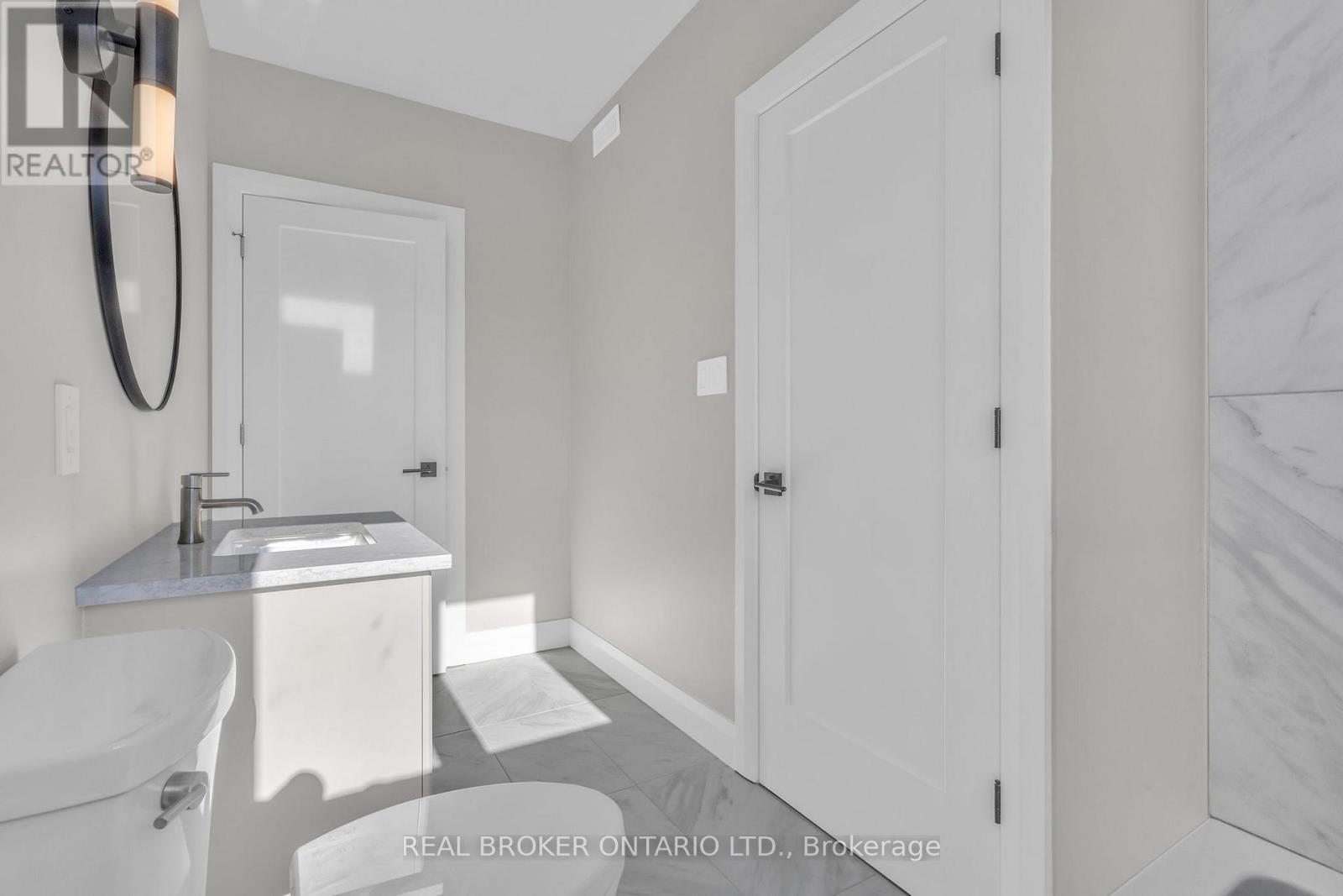 A - 404 ARLINGTON AVENUE