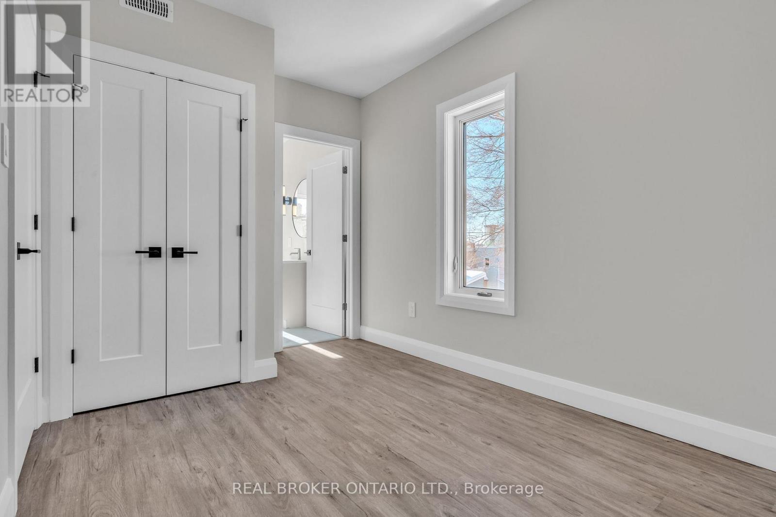 A - 404 ARLINGTON AVENUE