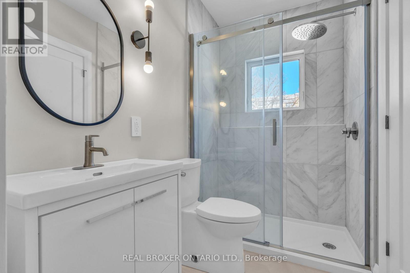 A - 404 ARLINGTON AVENUE