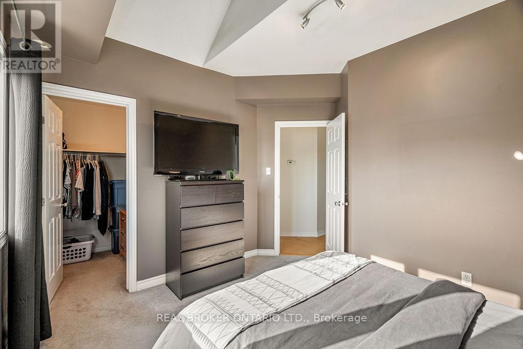 10 - 165 WATERBRIDGE DRIVE