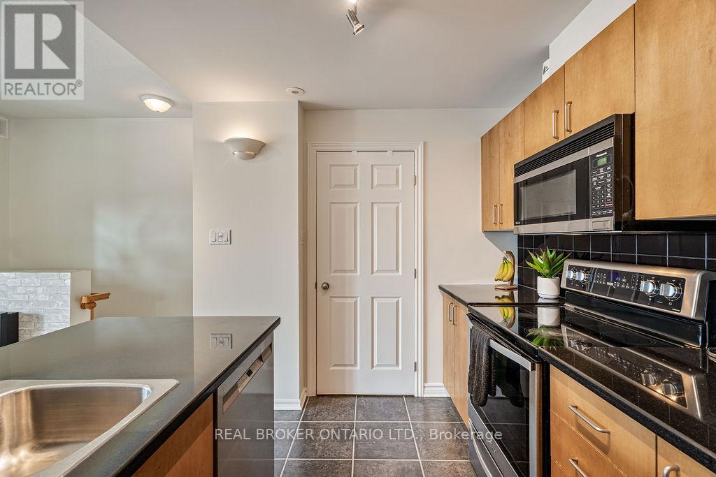 10 - 165 WATERBRIDGE DRIVE