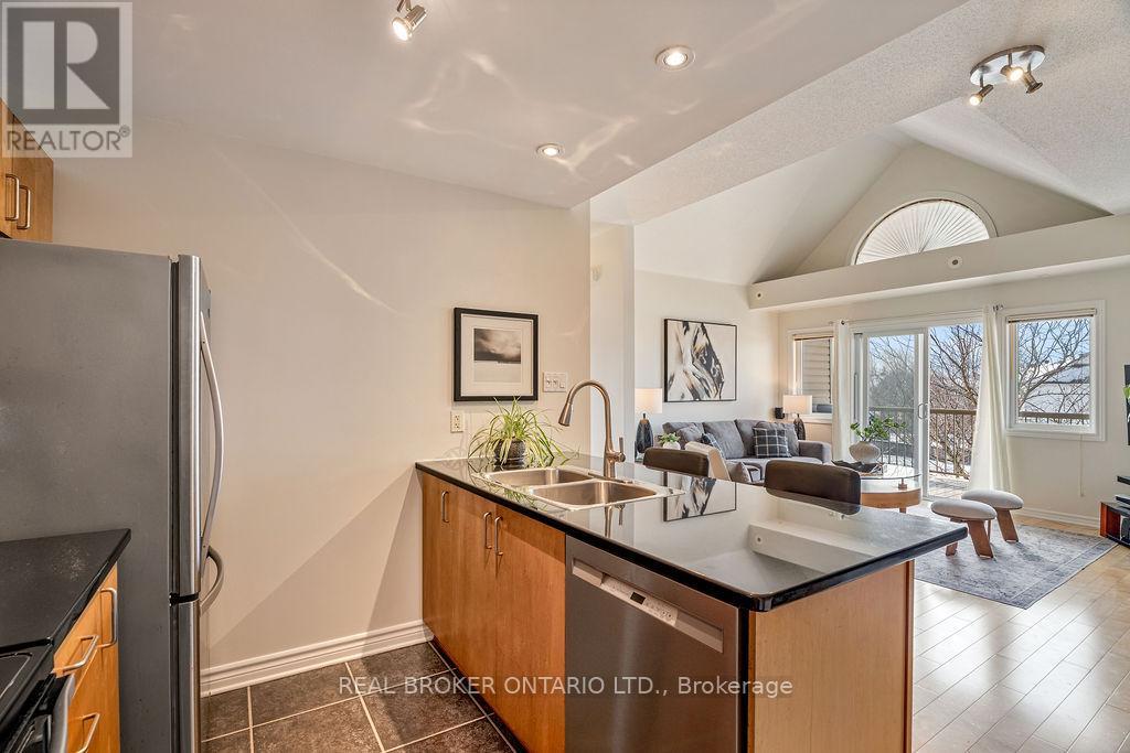 10 - 165 WATERBRIDGE DRIVE