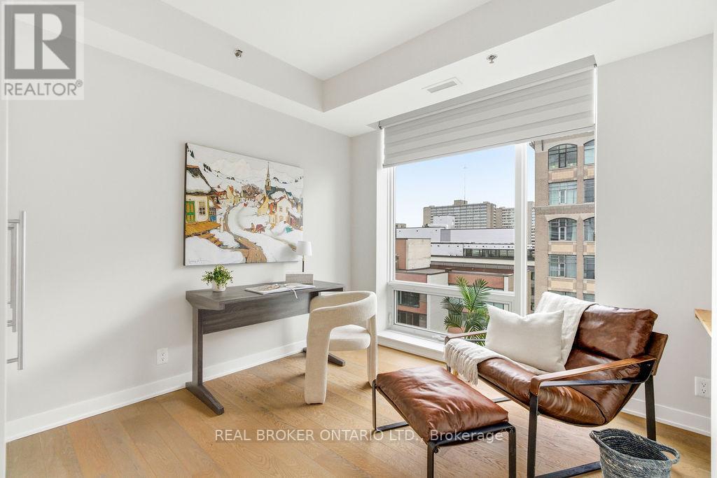 1403 - 428 SPARKS STREET