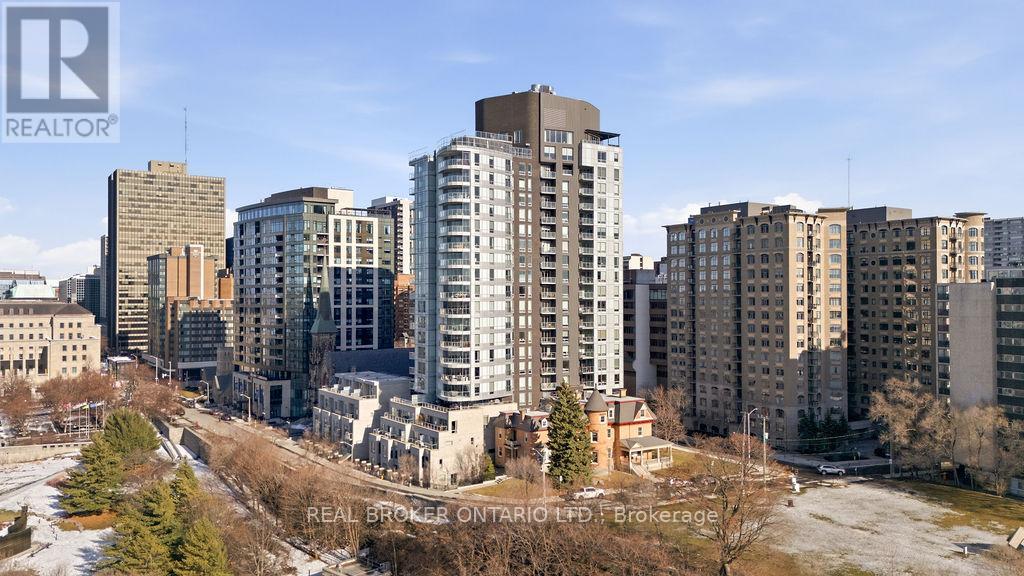 1403 - 428 SPARKS STREET