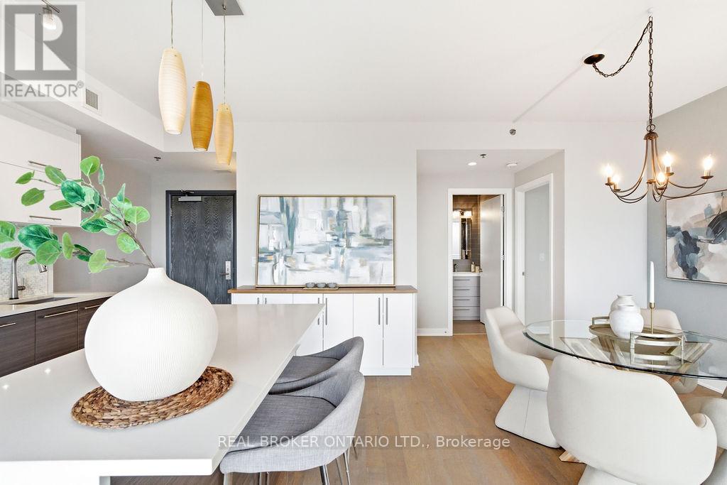 1403 - 428 SPARKS STREET