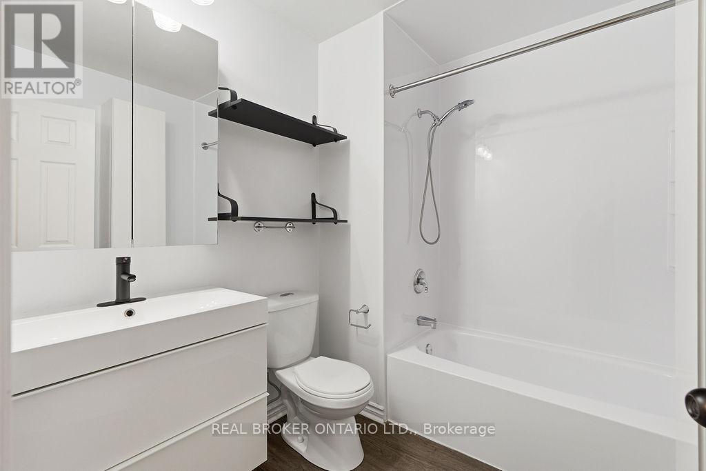 27 - 3205 UPLANDS DRIVE