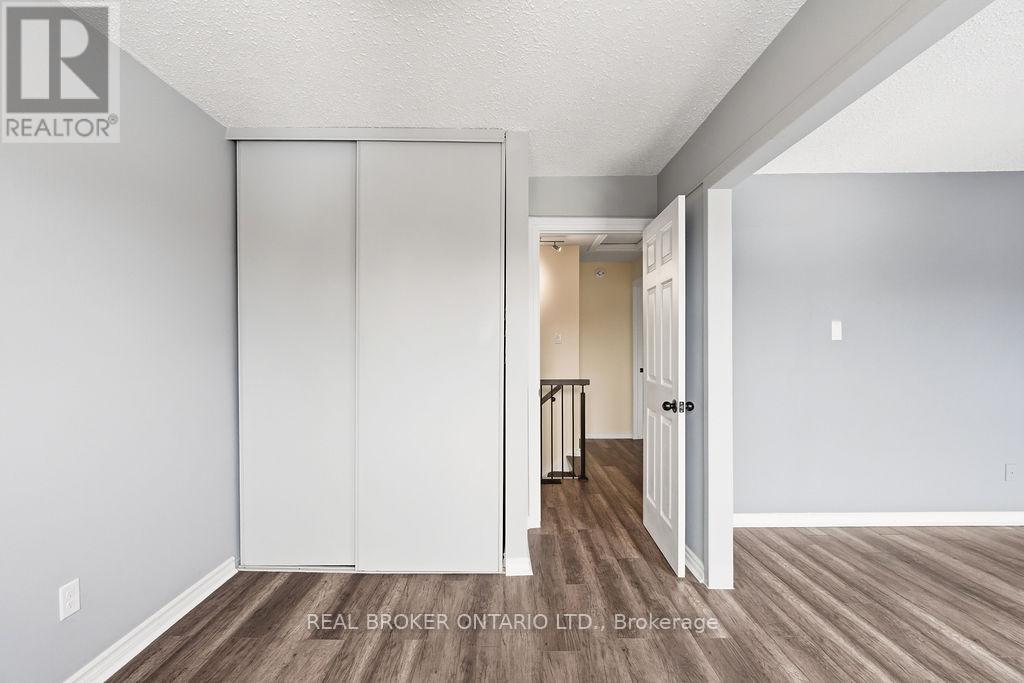 27 - 3205 UPLANDS DRIVE
