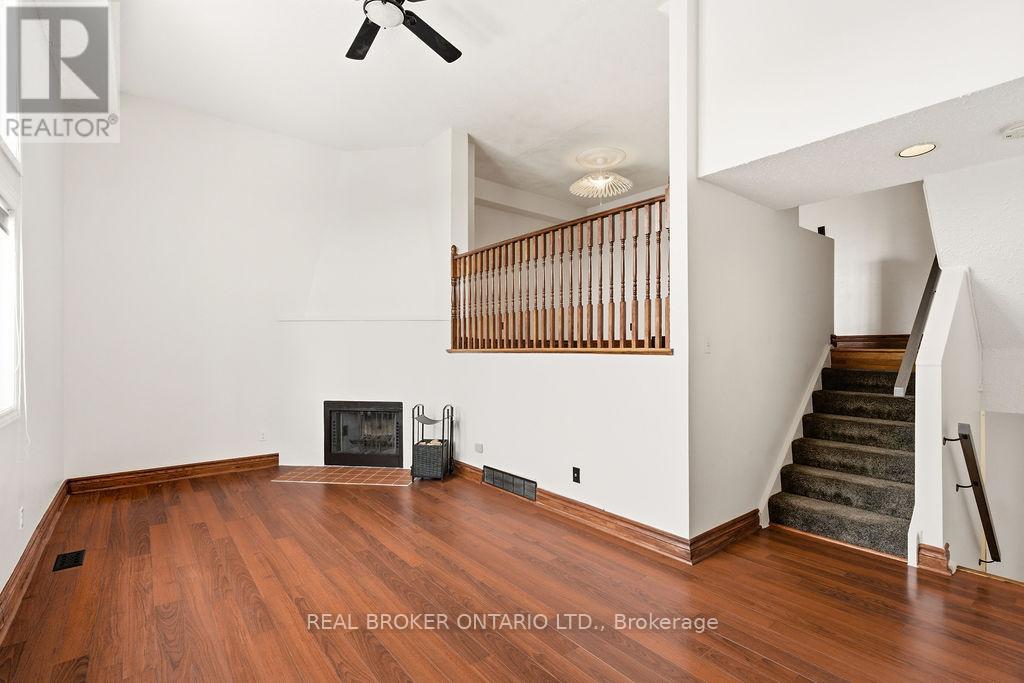 27 - 3205 UPLANDS DRIVE