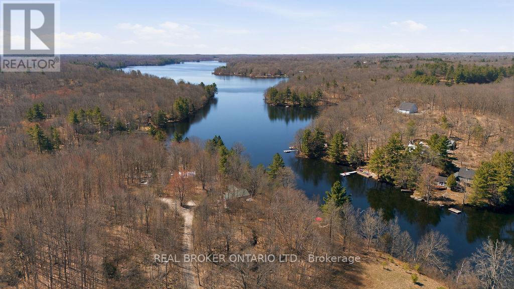 2225 GREEN BAY ROAD