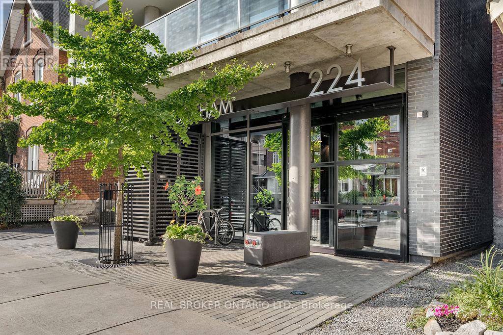 712 - 224 LYON STREET N