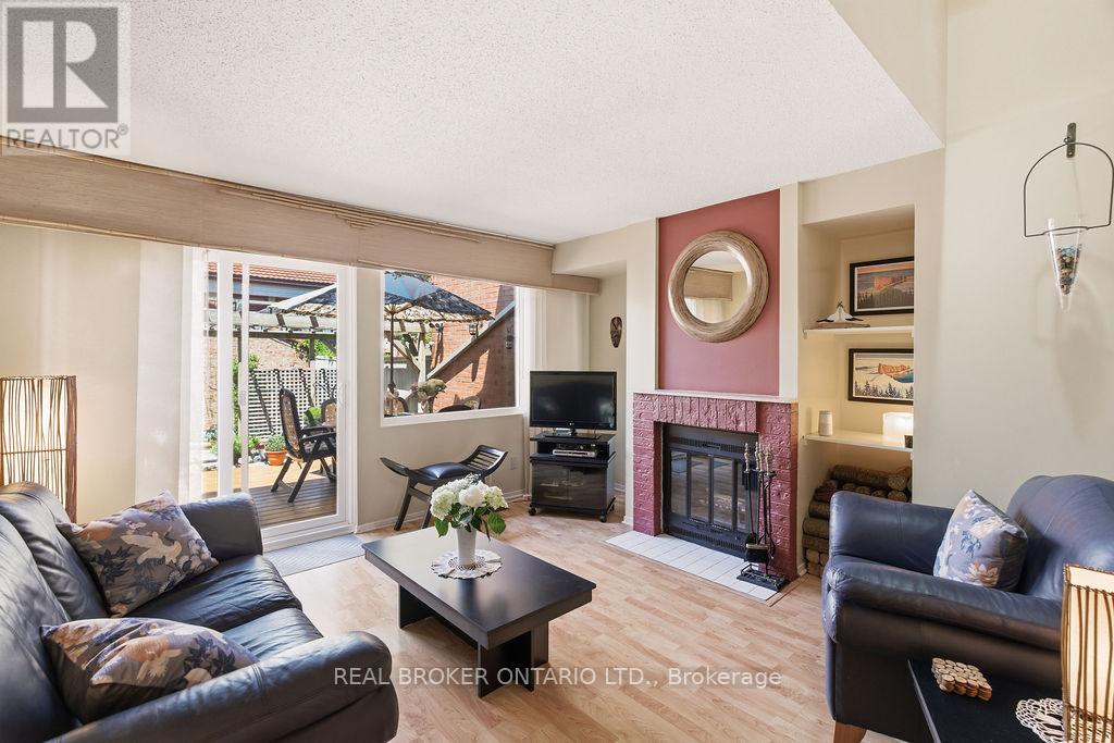 255 BRUYERE STREET